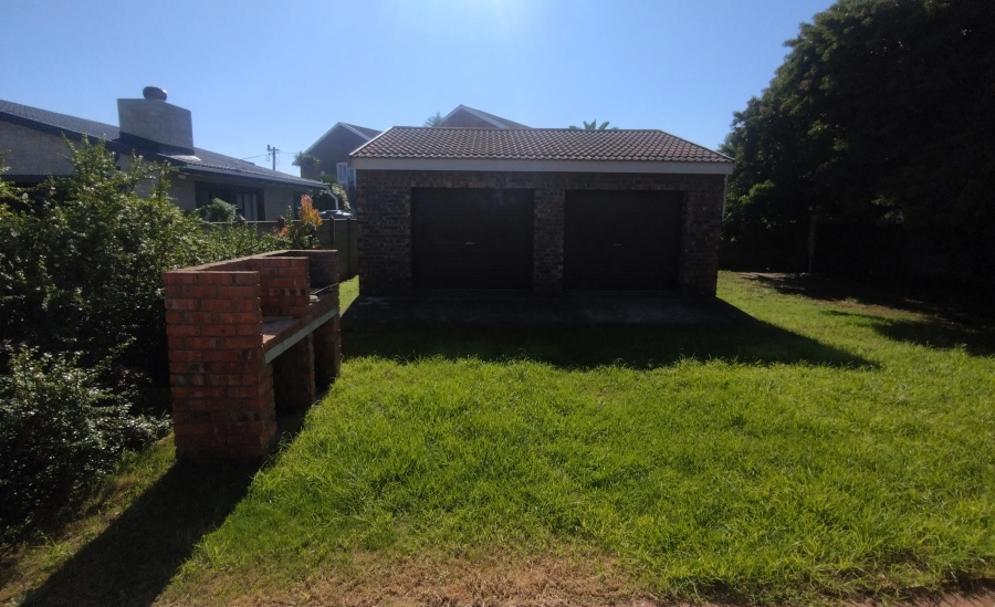 5 Bedroom Property for Sale in Kabeljauws Eastern Cape